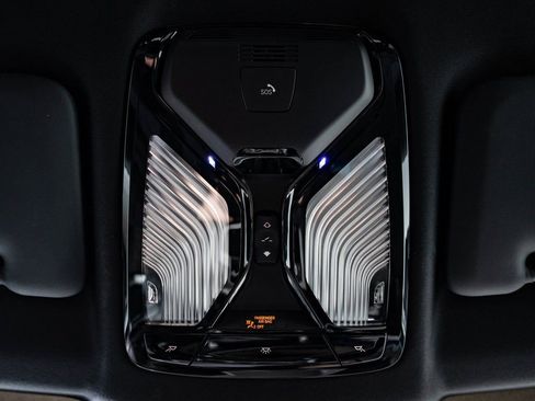 Certified 2025 BMW X5 xDrive40i w/ Climate Comfort Package image 41