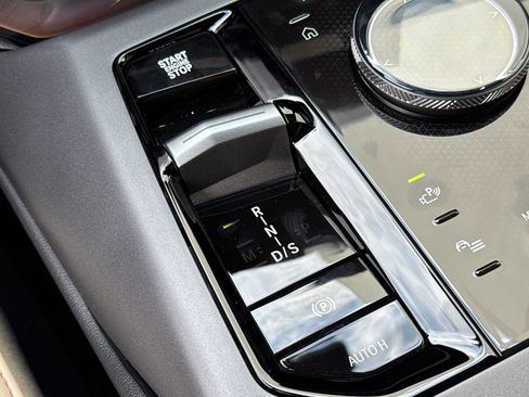 Used 2026 BMW X3 xDrive30 w/ Premium Package image 24