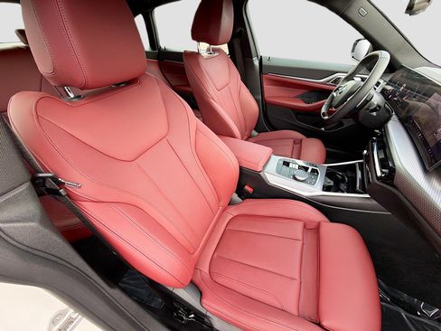 Used 2025 BMW 430i w/ Parking Assistance Package image 15