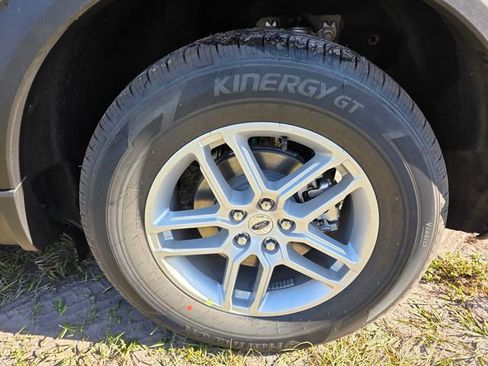 New 2026 Ford Explorer Active image 25