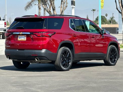Used 2023 Chevrolet Traverse LT image 4