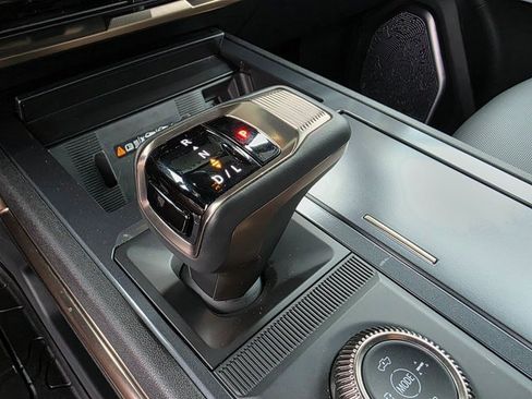 Used 2025 GMC Hummer EV 2X image 39