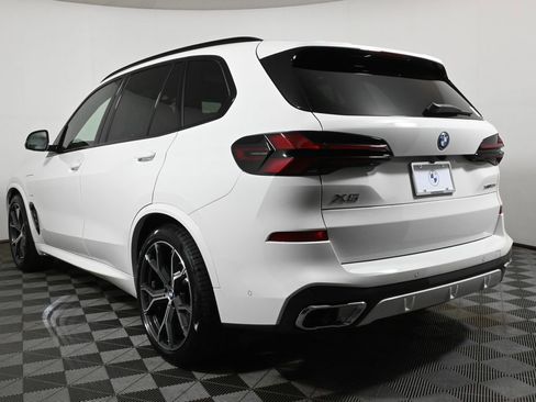 Used 2026 BMW X5 xDrive50e w/ M Sport Package image 5
