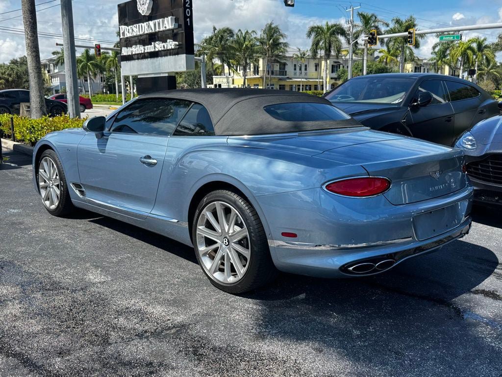 Used 2022 Bentley Continental GT AWD/4WD image 2