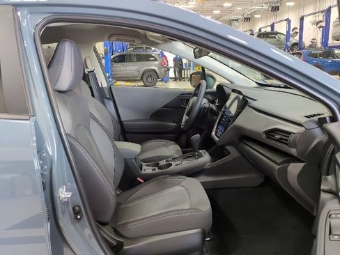 Certified 2025 Subaru Crosstrek 2.0i Premium image 12