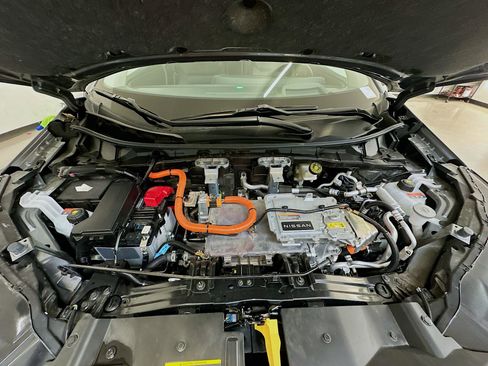 Used 2024 Nissan Ariya AWD image 34