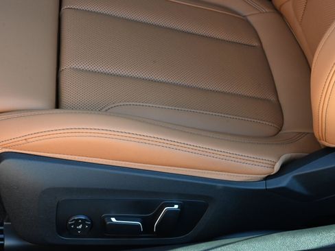 Used 2026 BMW 430i xDrive Coupe w/ M Sport Package AWD/4WD image 21