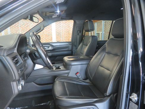 Used 2021 GMC Yukon XL SLT RWD image 15