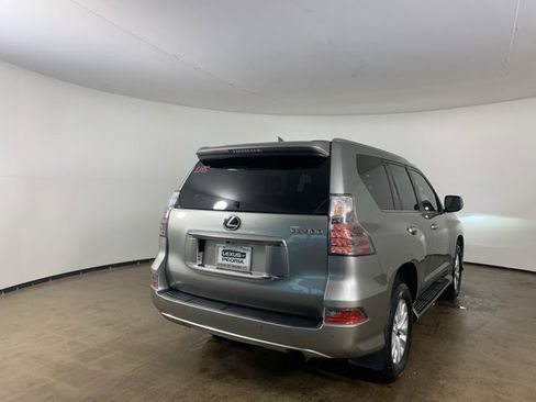 Used 2023 Lexus GX 460 Premium w/ Premium Package image 26