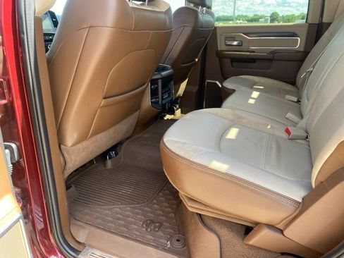 Used 2022 RAM 3500 Laramie AWD/4WD image 18