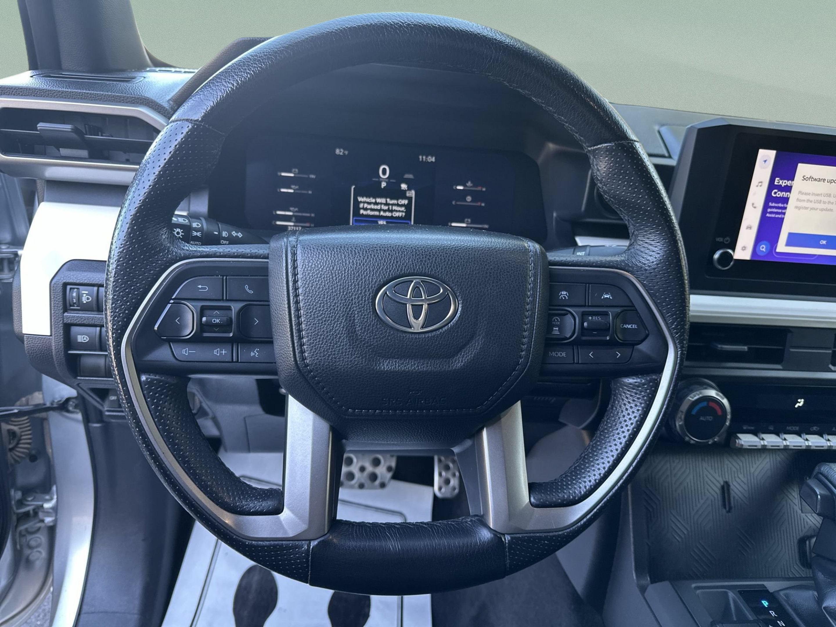 Used 2024 Toyota Tacoma TRD Sport AWD/4WD image 11