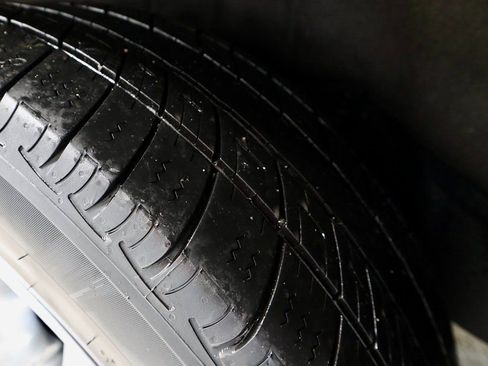 Used 2022 Toyota Highlander Limited image 21