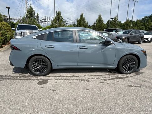 New 2026 Nissan Sentra SV w/ SV Convenience Package FWD image 8