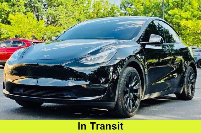 Used 2023 Tesla Model Y Long Range AWD/4WD image 1