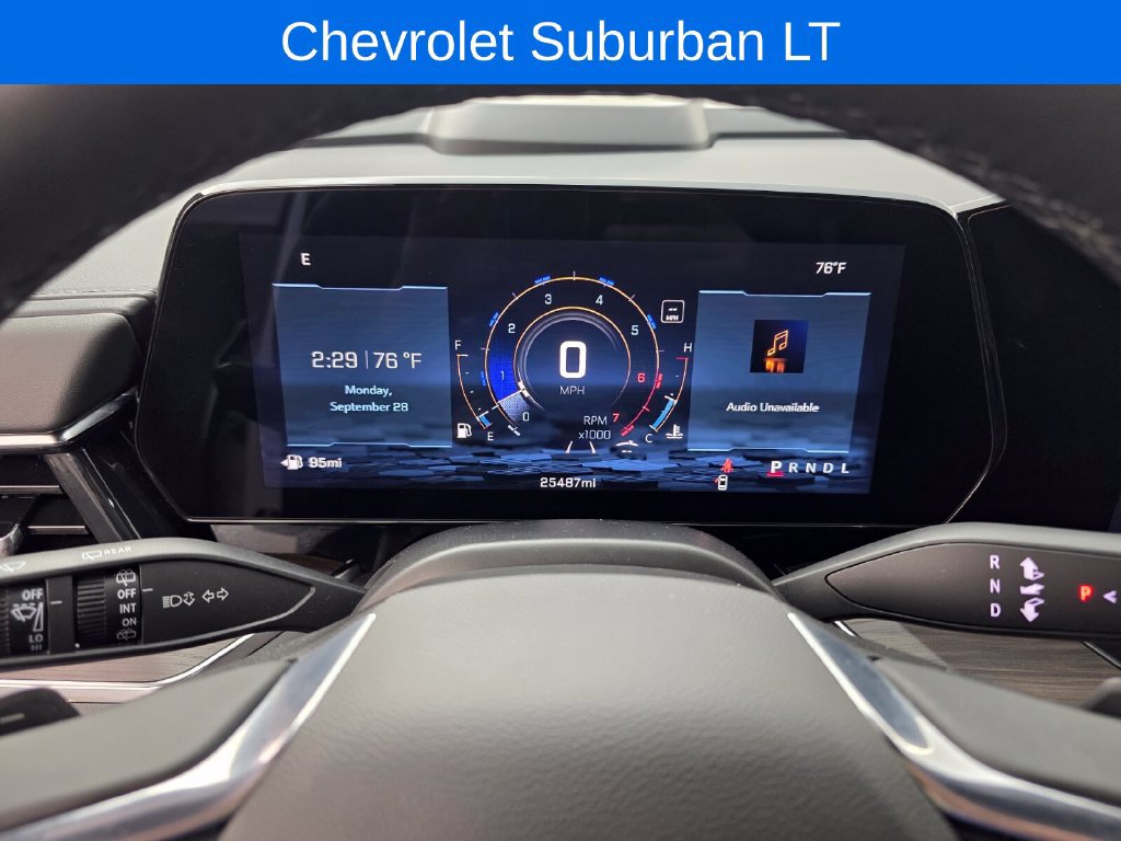 Used 2025 Chevrolet Suburban LT w/ Comfort Package RWD image 22