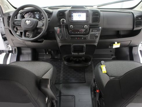 Used 2025 RAM ProMaster 2500 w/ Storage Group image 8
