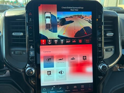 New 2026 RAM 2500 Limited image 32