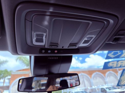 Used 2024 GMC Sierra 1500 Elevation image 42