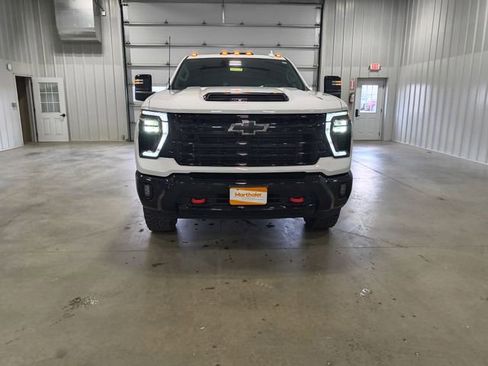 Used 2025 Chevrolet Silverado 3500 LTZ w/ LTZ Plus Package AWD/4WD image 3