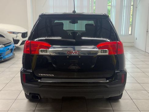 Used 2017 GMC Terrain SLE FWD image 8