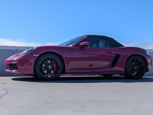 Used 2024 Porsche 718 Boxster S image 2