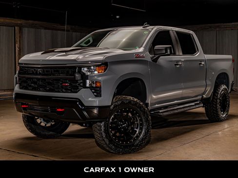 Used 2025 Chevrolet Silverado 1500 Custom Trail Boss AWD/4WD image 5
