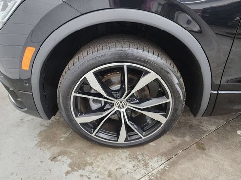 Used 2022 Volkswagen Tiguan SEL R-Line AWD/4WD image 39
