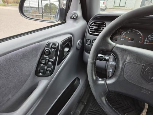 Used 1998 Dodge Durango 4WD image 22