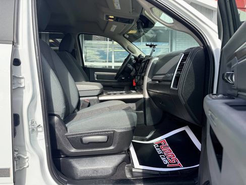 Used 2017 RAM 2500 Big Horn image 38