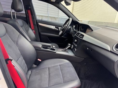 Used 2013 Mercedes-Benz C 350 Sport image 28