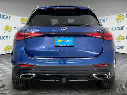 Used 2025 Mercedes-Benz GLC 300 4MATIC image 5