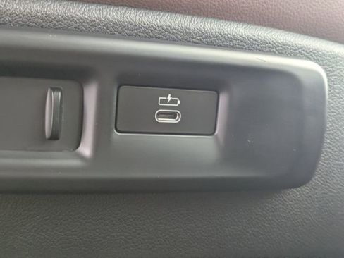 Used 2021 BMW X5 sDrive40i w/ Premium Package RWD image 18