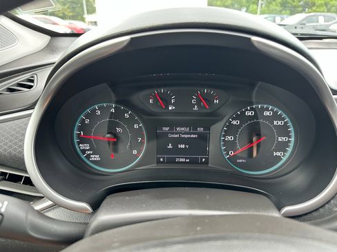 Used 2025 Chevrolet Malibu LT image 16