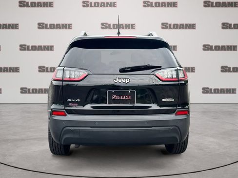 Used 2020 Jeep Cherokee Latitude Plus w/ Cold Weather Group AWD/4WD image 4