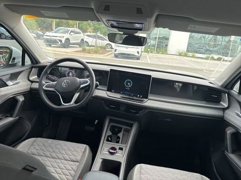 Used 2025 Volkswagen Tiguan S FWD image 12