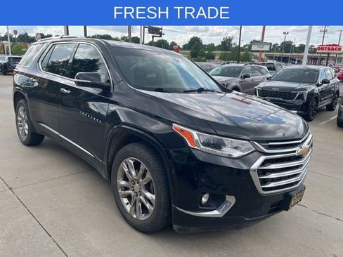 Used 2019 Chevrolet Traverse High Country FWD image 1