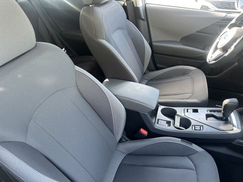 Used 2025 Subaru Crosstrek 2.5i Premium AWD/4WD image 13