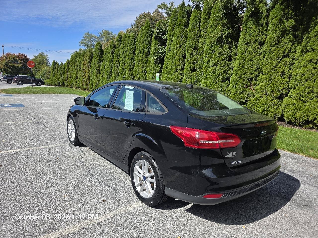 Used 2017 Ford Focus SE FWD image 4