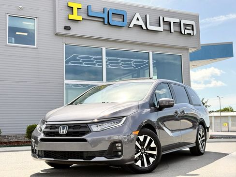Used 2025 Honda Odyssey EX-L image 1