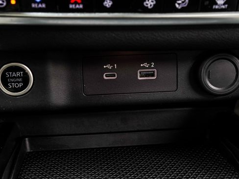 Used 2021 Nissan Rogue SL image 23