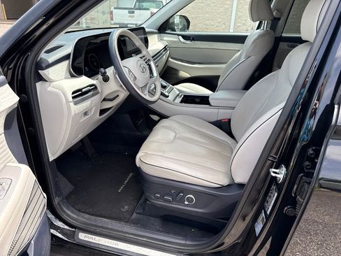 Used 2024 Hyundai Palisade Calligraphy FWD image 12