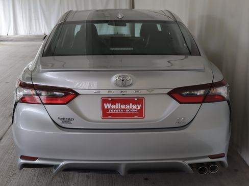 Used 2023 Toyota Camry SE image 27