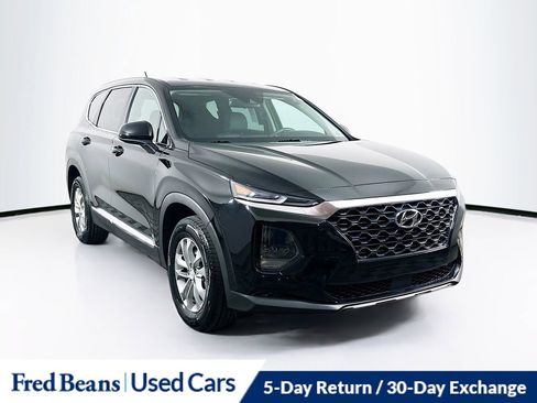 Used 2020 Hyundai Santa Fe SE image 1