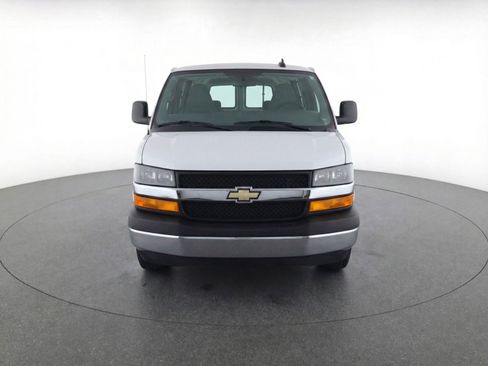 Used 2024 Chevrolet Express 3500 LT w/ LT Preferred Equipment Group image 2