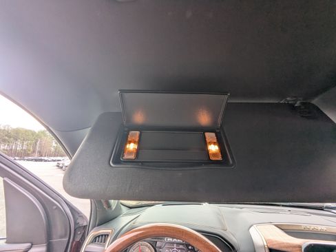 Used 2022 RAM 1500 Limited image 27