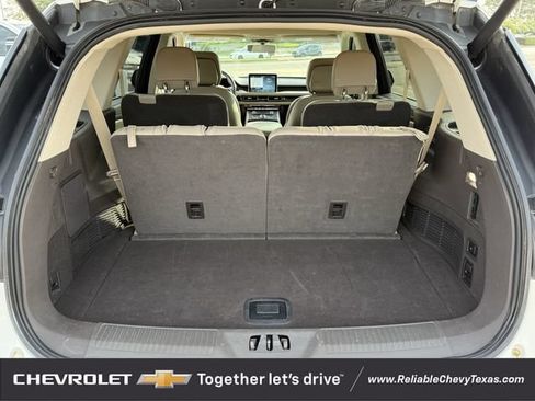 Used 2020 Lincoln Aviator Reserve w/ Elements Package Plus AWD/4WD image 35