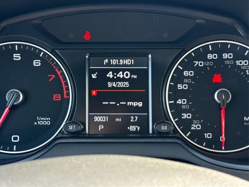 Used 2017 Audi Q5 2.0T Premium Plus w/ Technology Package image 17