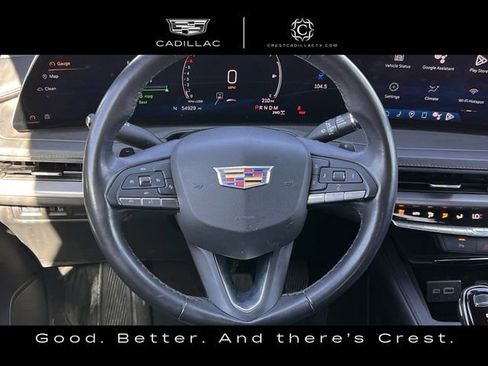 Used 2024 Cadillac XT4 Premium Luxury image 10