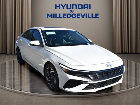 New 2026 Hyundai Elantra Limited image 6