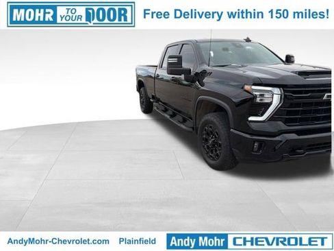 Used 2024 Chevrolet Silverado 2500 LT w/ Midnight Edition AWD/4WD image 7